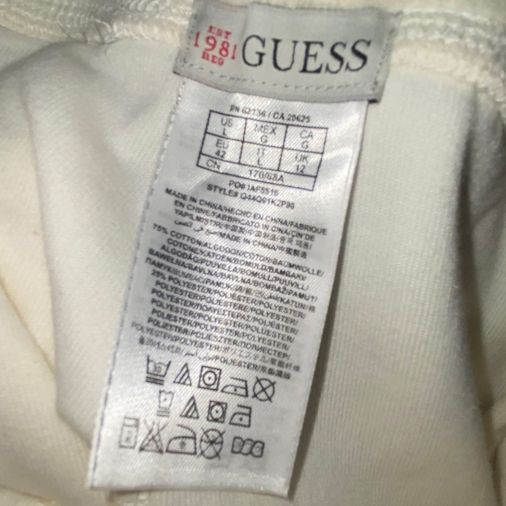 Brand New Guess sweatpants - Picture 3 of 3